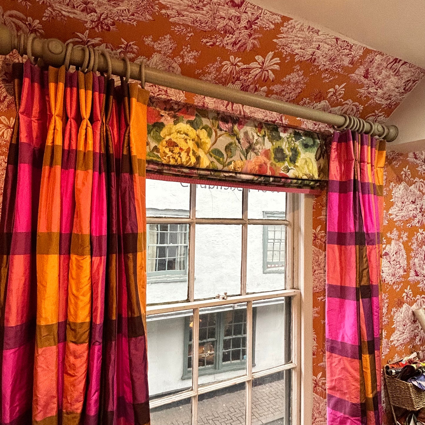 Grandiflora Rose Designers Guild Fabric Roman Blind 75% OFF