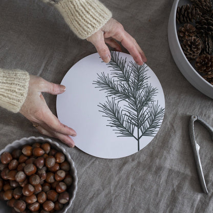 Round Spruce Twig Trivet