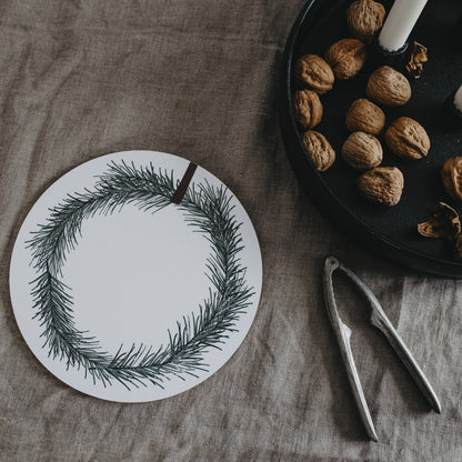 Round Spruce Wreath Trivet